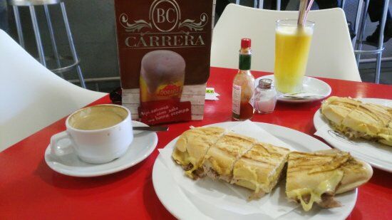 Bar Cafetería Carrera