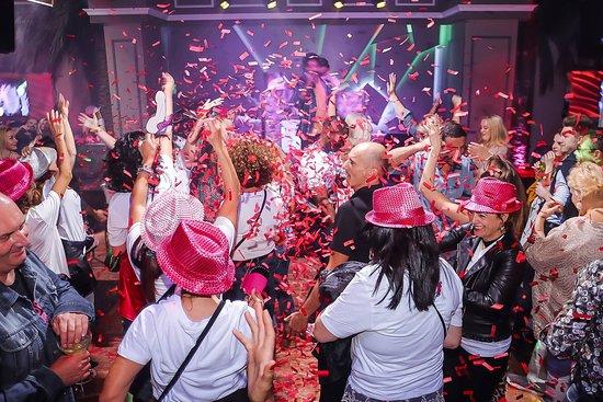 Magic Café Lounge Bar