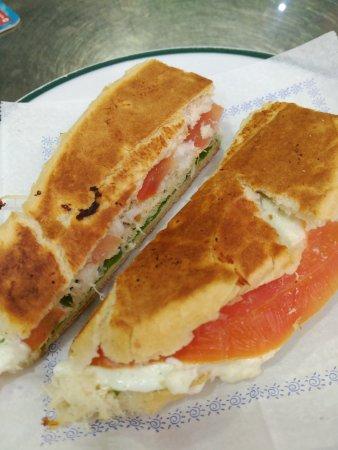 Cafetería Bar Aurora