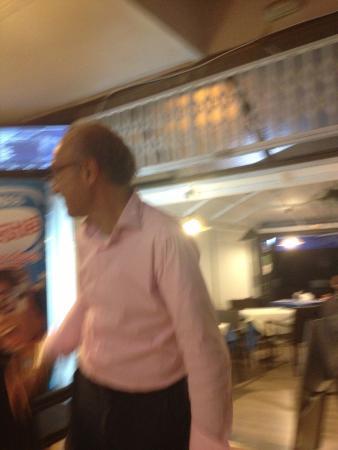 Ninos Restaurant Pizzeria and Snacks