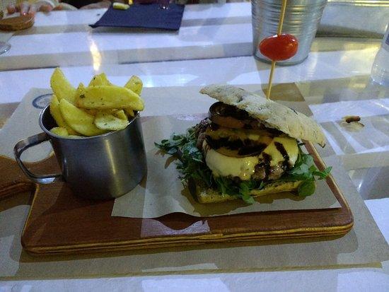 Cafeteria La Media Luna