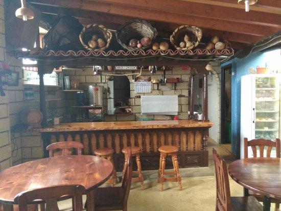 Bodegón Guachinche El Medianero