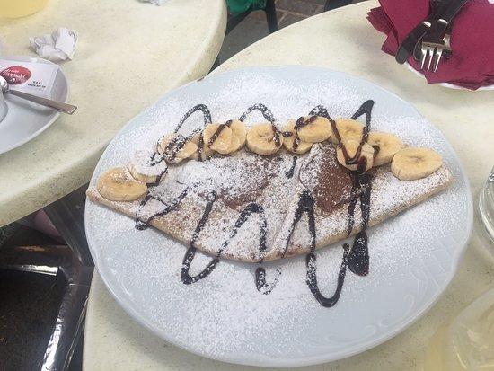 Cafetería & Crepería La Plaza