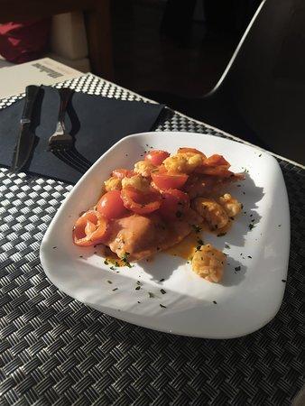 Vivo Restaurant pescado y pasta