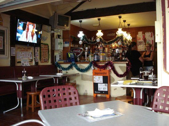 La Broca Bar and Restaurant